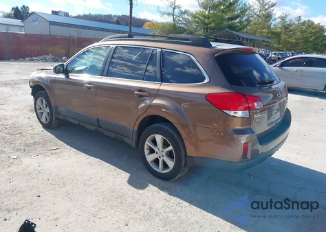 2013 Subaru Outback 2.5I Premium z USA, uszkodzony, nr VIN 4S4BRBCC4D3294082